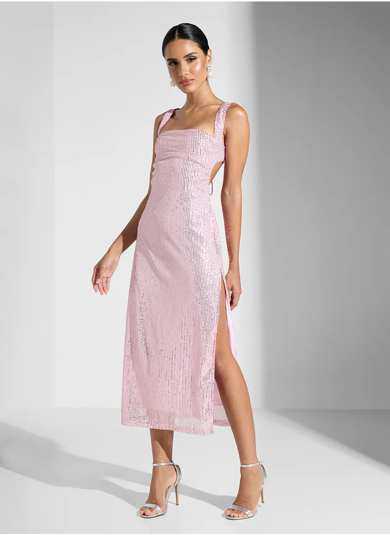 جينجر Embellished Square Neck Evening Dress In Blush