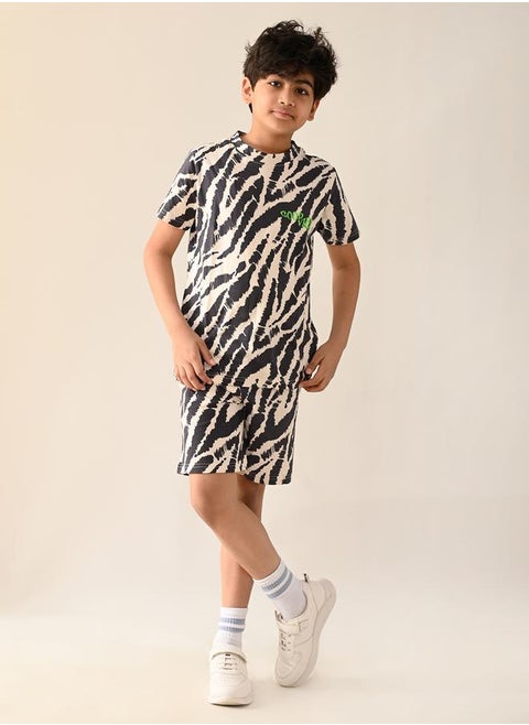 All Over Print T-shirt and Short Set by Styli