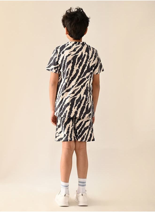 All Over Print T-shirt and Short Set by Styli