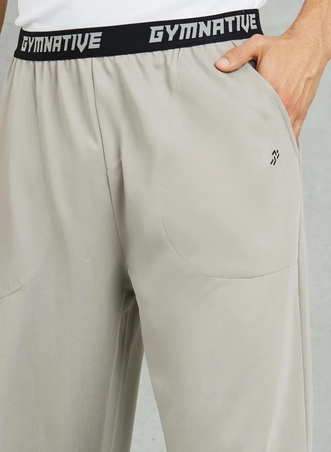 ستايلي اكتيف بنطلون رياضي ستايلي فائق النعومة بقصة مريحة وخصر مطاطي متباين