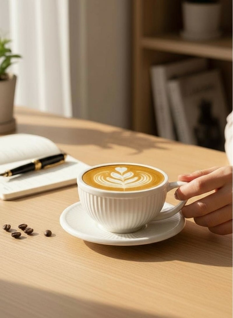 فنجان مع طبق من البورسلين عالي الجودة سعة 280 مل باللون الأبيض ليعكس لمسة فاخرة من الرقي والفخامة - Image 2