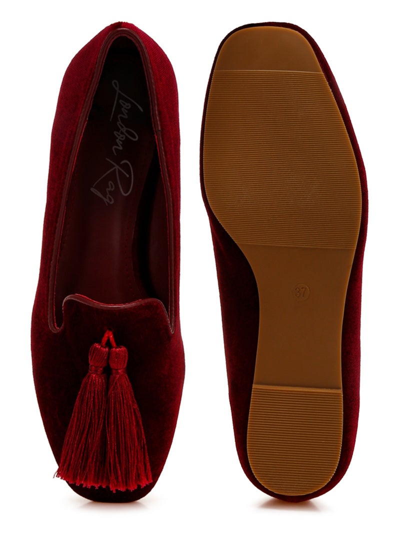 London Rag Iconic Tassel Detail Velvet Loafers in Burgundy  - Image 4