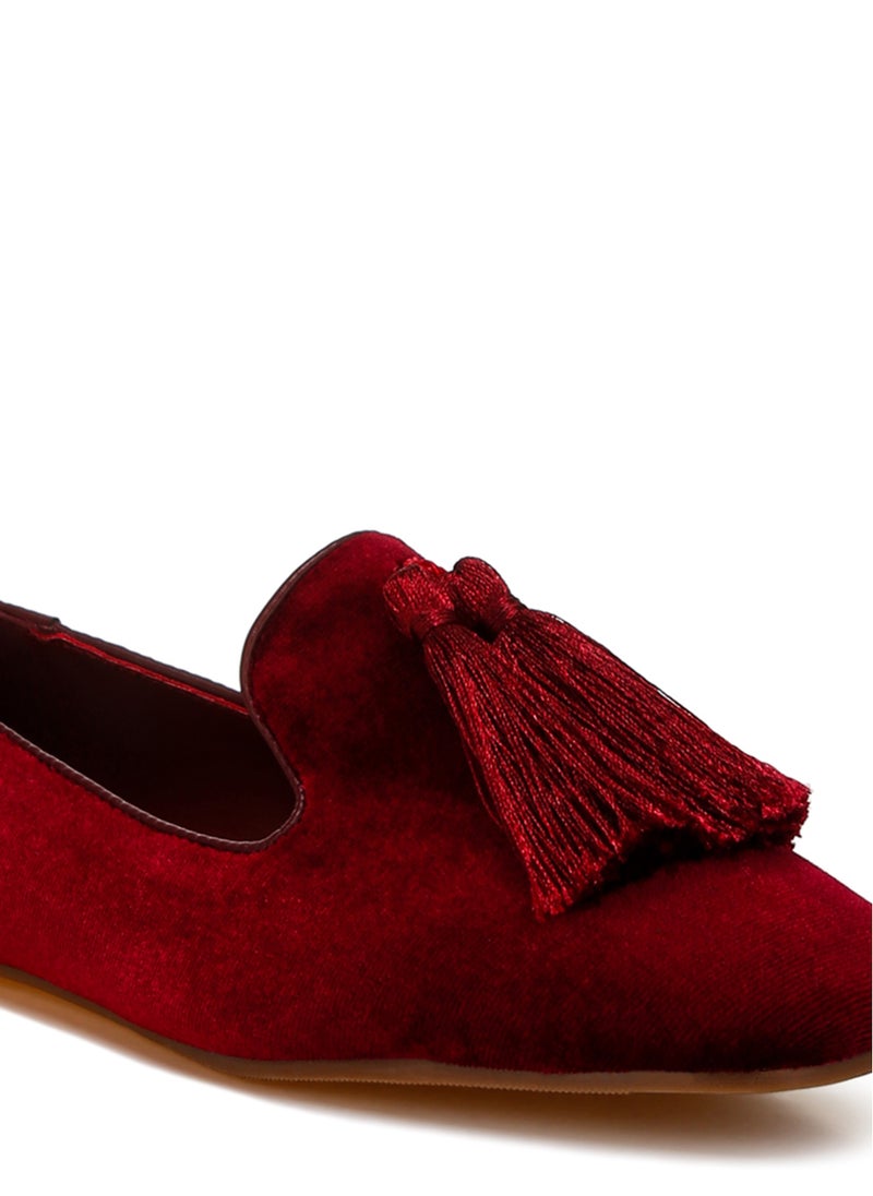 London Rag Iconic Tassel Detail Velvet Loafers in Burgundy  - Image 5