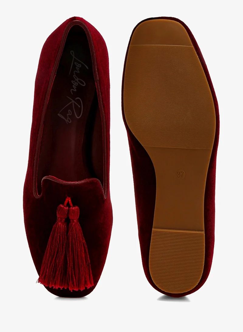 London Rag BURGUNDY Iconic Tassel Detail Velvet Loafers in Burgundy for Women | Best Price UAE