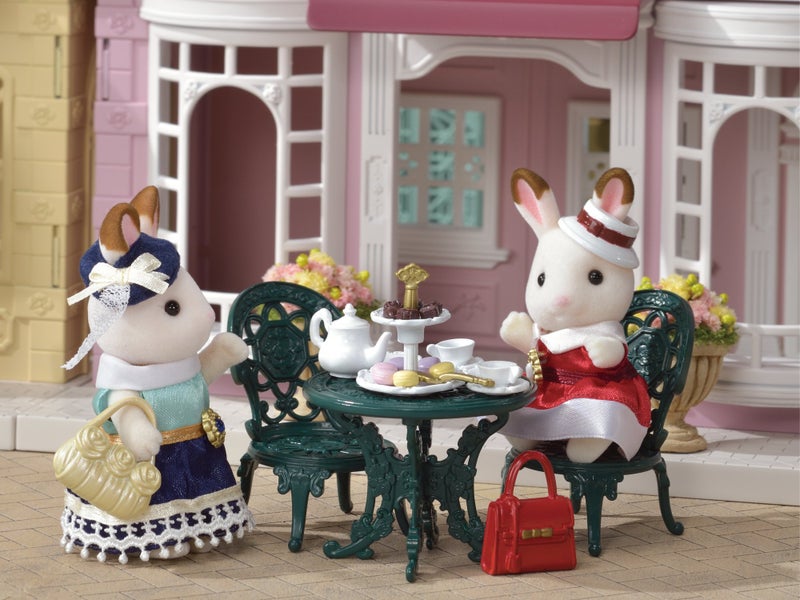 Calico Critters مجموعة الشاي والحلويات من كاليكو كريترز - استضف حفلات شاي ممتعة لمخلوقاتك - Image 4