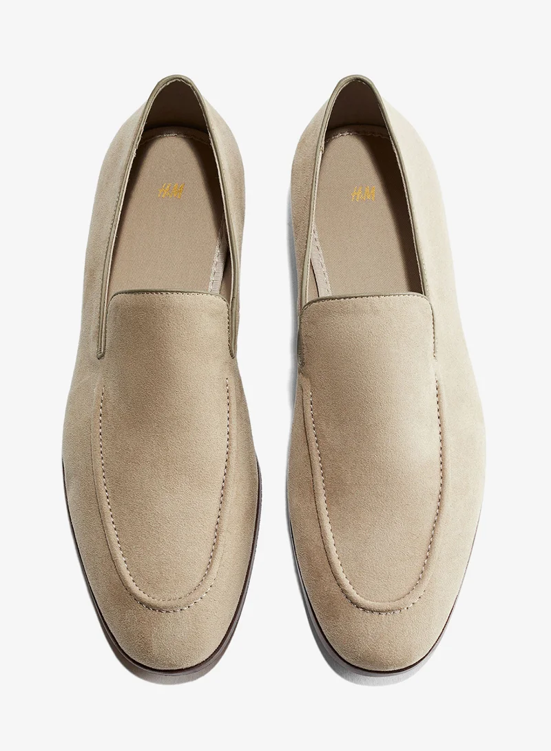 اتش اند ام حذاء لوفر