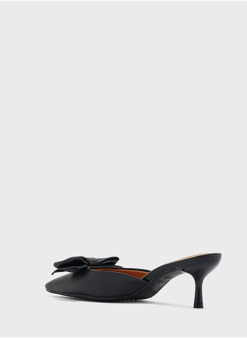 VIZZANO - Olivia Close Toe Mid Heel Pumps - Image 1