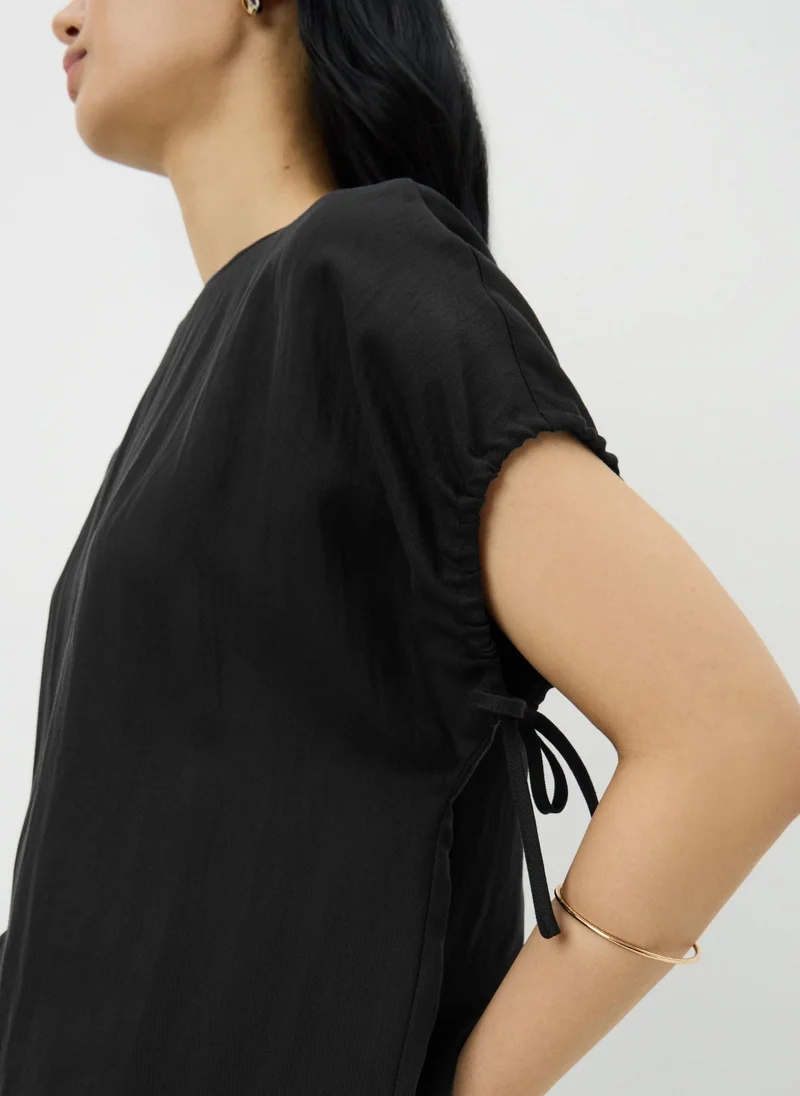 ماتلان Black Drawstring Sleeve Top