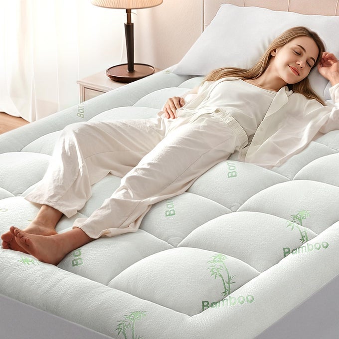 MEMORY FOAM MATTRESS TOPPER FULL FOR BACK PAIN RAYON DERIVED FROM BAMBOO PILLOW TOP MATTRESS TOPPER FOR HOT SLEEPERSCOOLING MATTRESS PAD WITH 821 DEEP POCKET 54X75 INCHES WHITE