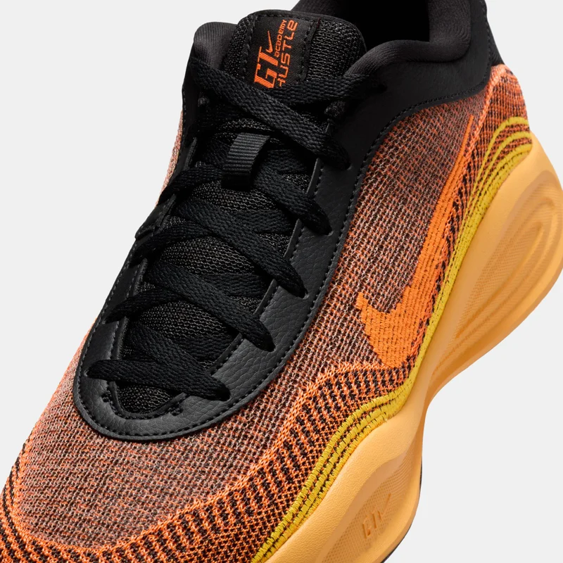 Nike Men's G.T. Hustle Academy Basketball Shoes