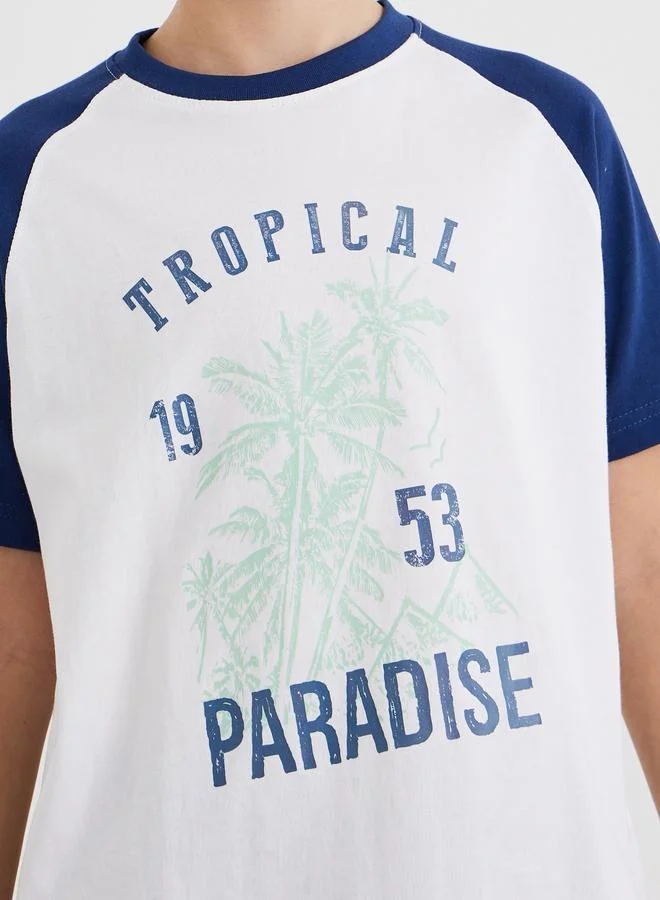 Styli Styli Printed Raglan Sleeve T-Shirt and Shorts Set