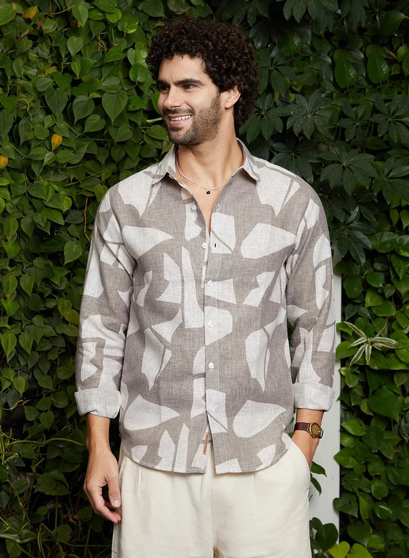 كامبوس سوترا قميص رجالي بتصميم تجريدي مخطط باللون البني والبيج