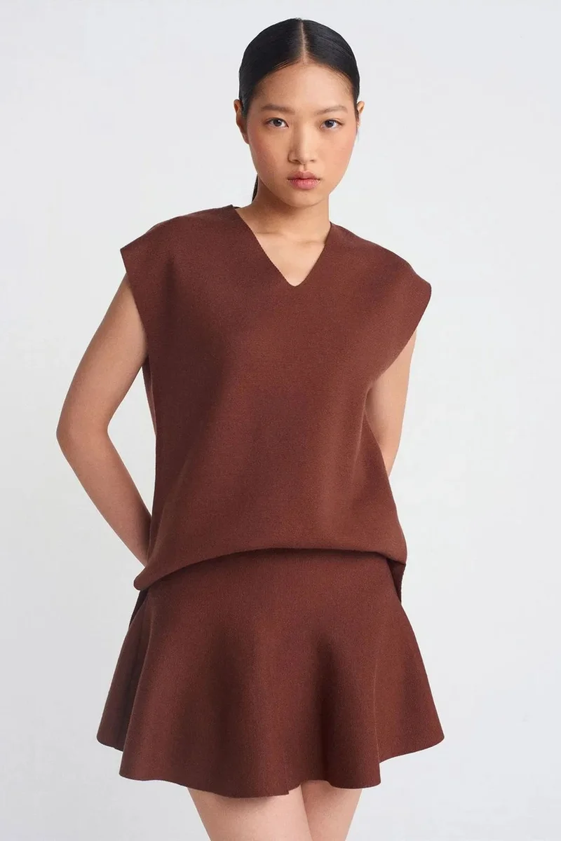DILVIN Women's Ribbed V-Neck Sweater Vest