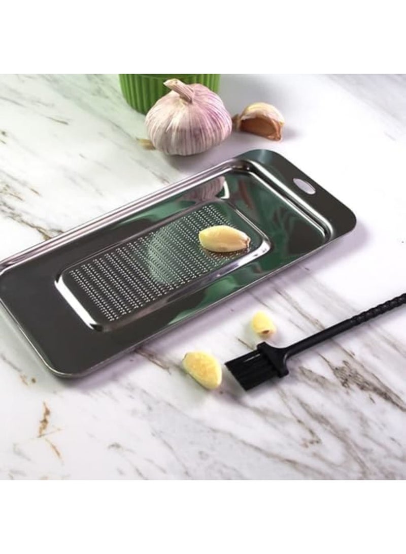 SYOSI Stainless Steel Ginger Grater & Zester - Multi-Purpose Kitchen Grater for Garlic, Wasabi, Cheese, Lemon Zest & Nutmeg - Professional Grade Sushi/Sashimi Tool with Anti-Slip Handle (1 Piece) - Image 4