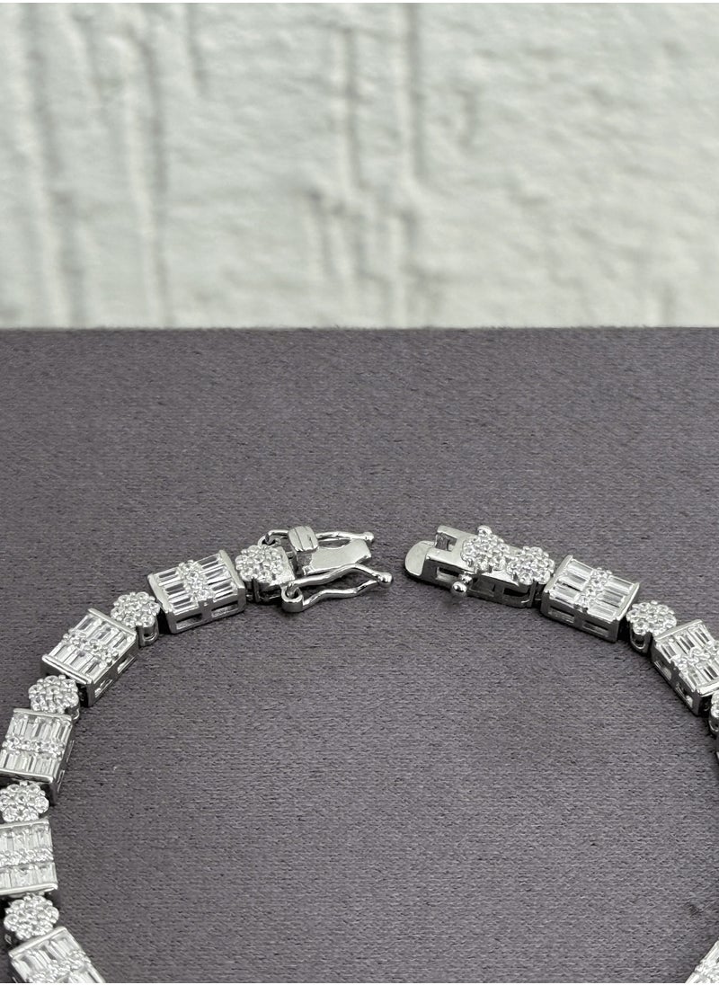 Al Kasr Jewelry Prismatic Beam Bracelet - Fixed Sterling Silver 925 with Zircon and Baguette Stones - Plated Rhodium White Gold 18K  - Image 4