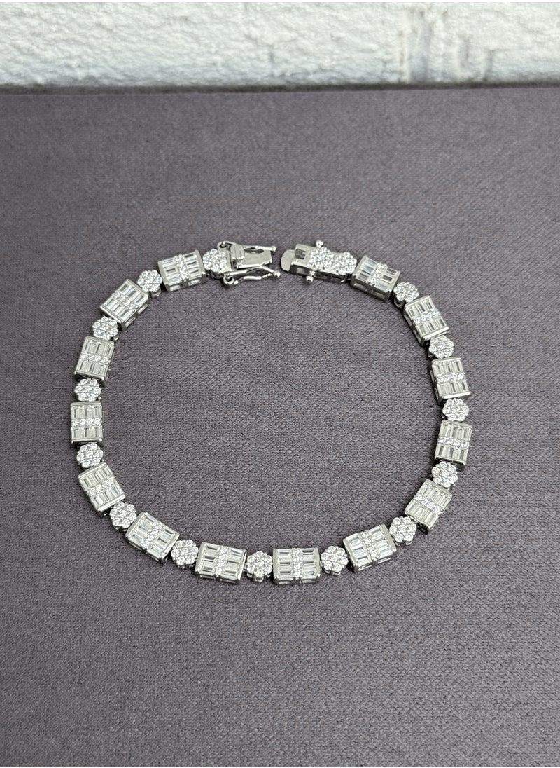 Al Kasr Jewelry Prismatic Beam Bracelet - Fixed Sterling Silver 925 with Zircon and Baguette Stones - Plated Rhodium White Gold 18K  - Image 3