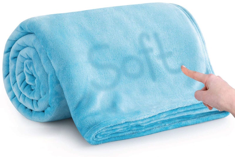 MOONLIGHT20015 Fleece Throw Blanket for Bed  Soft Cosy Fluffy Blankets for Sofa 400 GSM Silk Touch Warm Double Throws for Audlts Light Blue 150x200 Cm