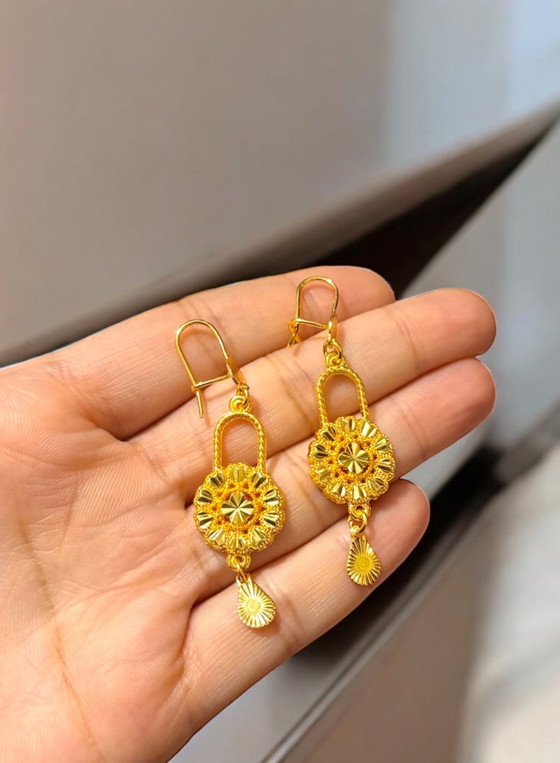 Elegant 21k Gold Plated Earrings For Women - Image 1