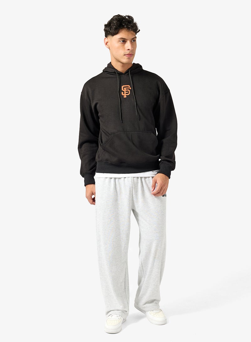 سفنتي فايف بيسيكس هودي بطبعة جرافيك - Image 4