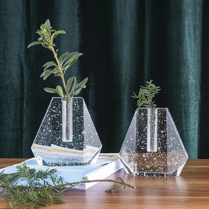 Y&D Crystal K9 Glass Bud Vase - Handmade Geometric Cut Flower Vase with Bubble Design - Small Decorative Vases - Image 4
