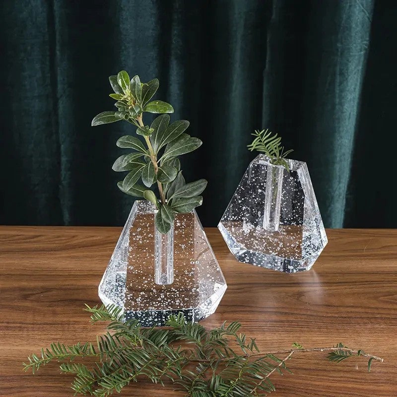 Y&D Crystal K9 Glass Bud Vase - Handmade Geometric Cut Flower Vase with Bubble Design - Small Decorative Vases - Image 5
