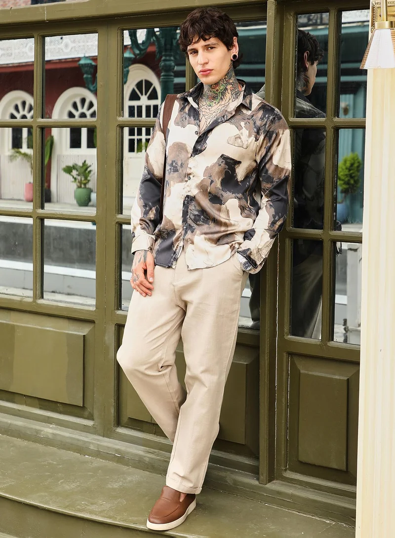 Campus Sutra Campus Sutra Men's Ecru Beige Abstract-Smear Imprint Shirt | Spread Collar , Long Cuffed Sleeves , Button Closure , Curved Hem | Abstract Print Plain | Polyester Shirt For Casual Wear