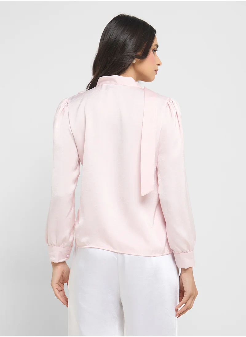 ايلا Top With Floral Neck Crossage