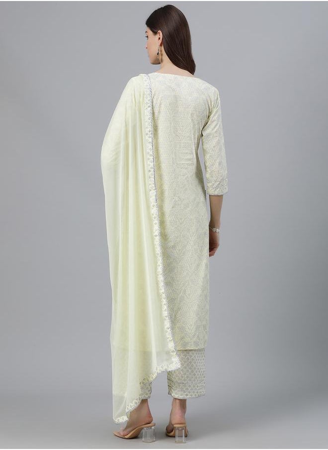 Libas All-Over Print Straight Kurta and Palazzo with Solid Dupatta Set by Styli  - Image 4