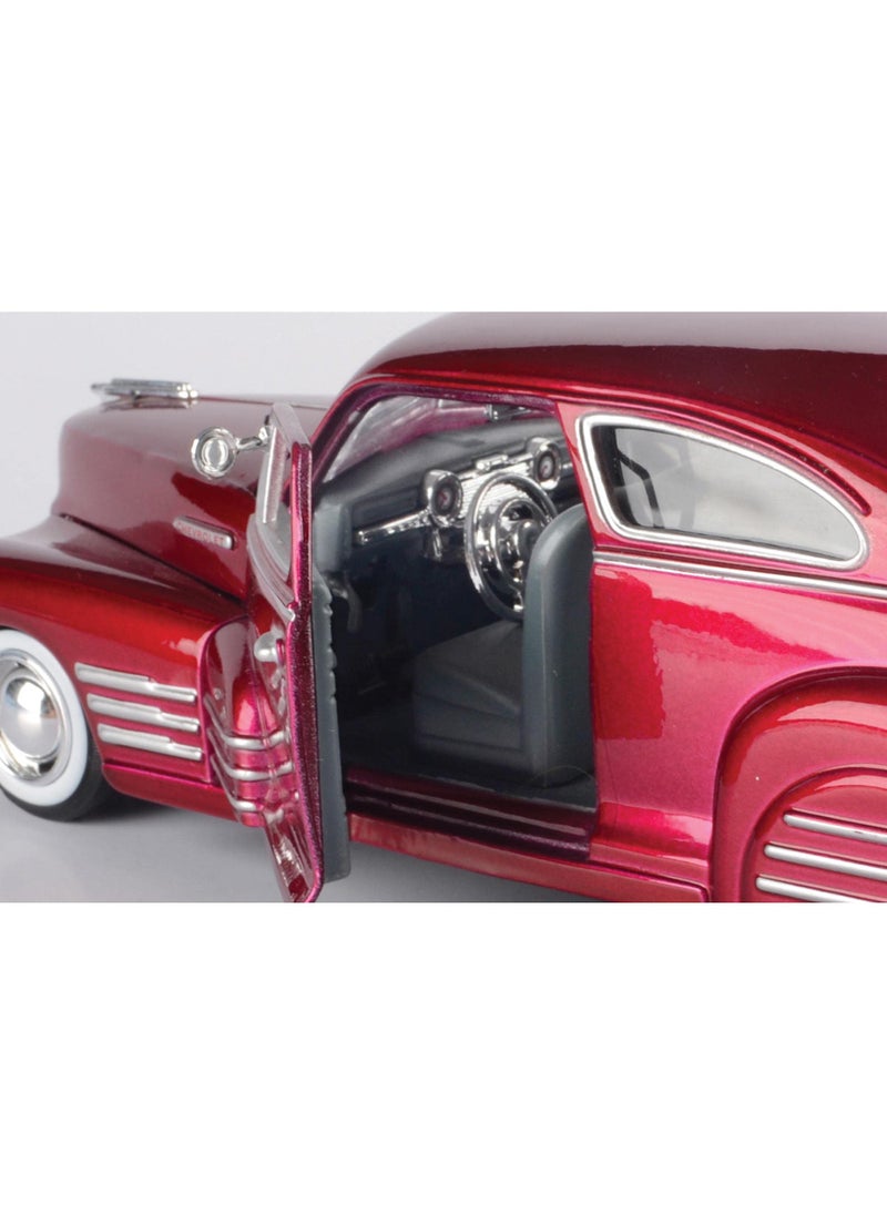 Motor Max 1948 Chevy Aerosedan Fleetline, Red - Motormax Premium American 73266 - 1/24 Scale Diecast Model Car, unisex-children  - Image 4