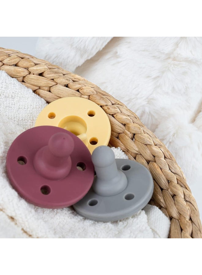 Minikoioi Pack of 2 Silicone Basics Soother - Green/Rose - Image 4