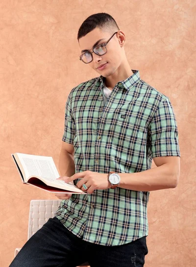 شركة المرآب الهندية Men Slim Fit Checkered Half Sleeves Spread Collar Casual Shirt