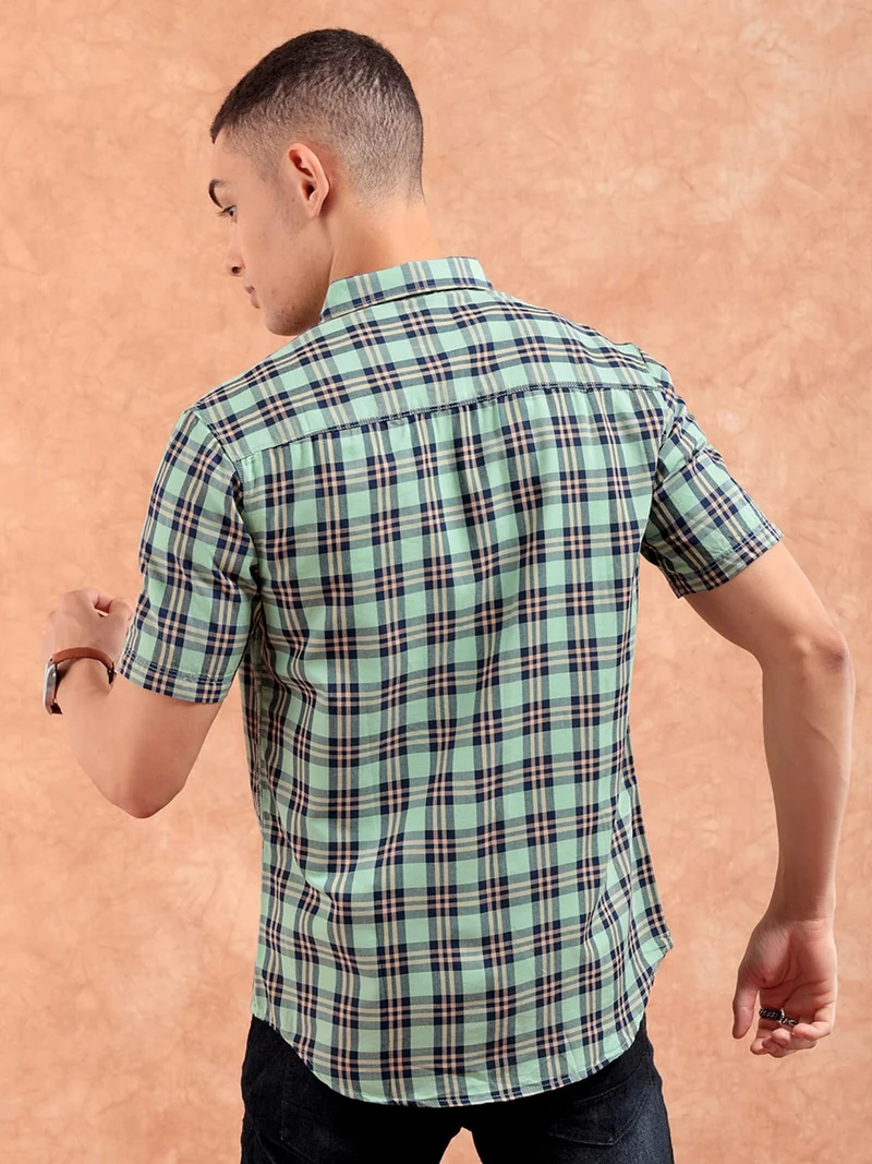 شركة المرآب الهندية Men Slim Fit Checkered Half Sleeves Spread Collar Casual Shirt