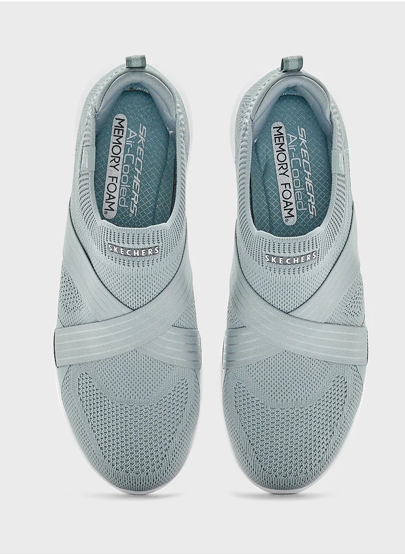 سكتشرز Vapor Foam Lite