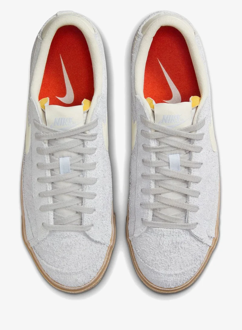Nike  Nike Blazer Low '77 Vintage for Women | Best Price UAE