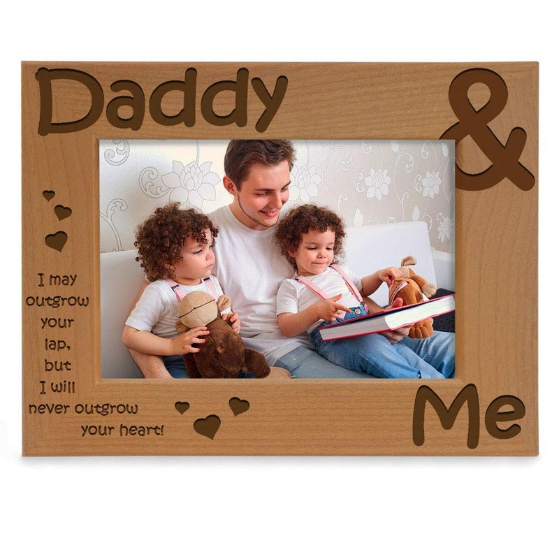 كيت بوش Kate Posh - Daddy & Me - قد أتفوق على حضنك لكنني لن أتفوق على قلبك - إطار الصورة (5x7 - أفقي) - Image 1