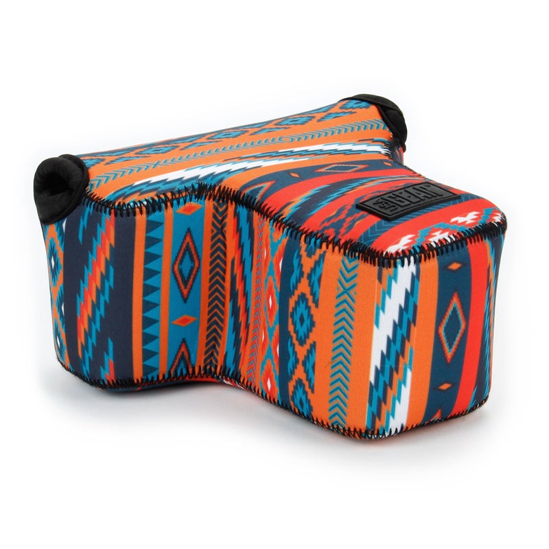 USA Gear Compact Mirrorless & DSLR Camera Sleeve â€“ Neoprene Case with Belt Loop Pocket â€“ Fits Small Cameras up to 6.25 x 3 x 6.5 in â€“ for Canon EOS R100 R50 R10 RP/Sony ZV-E10 / Nikon Z 30 - Image 2