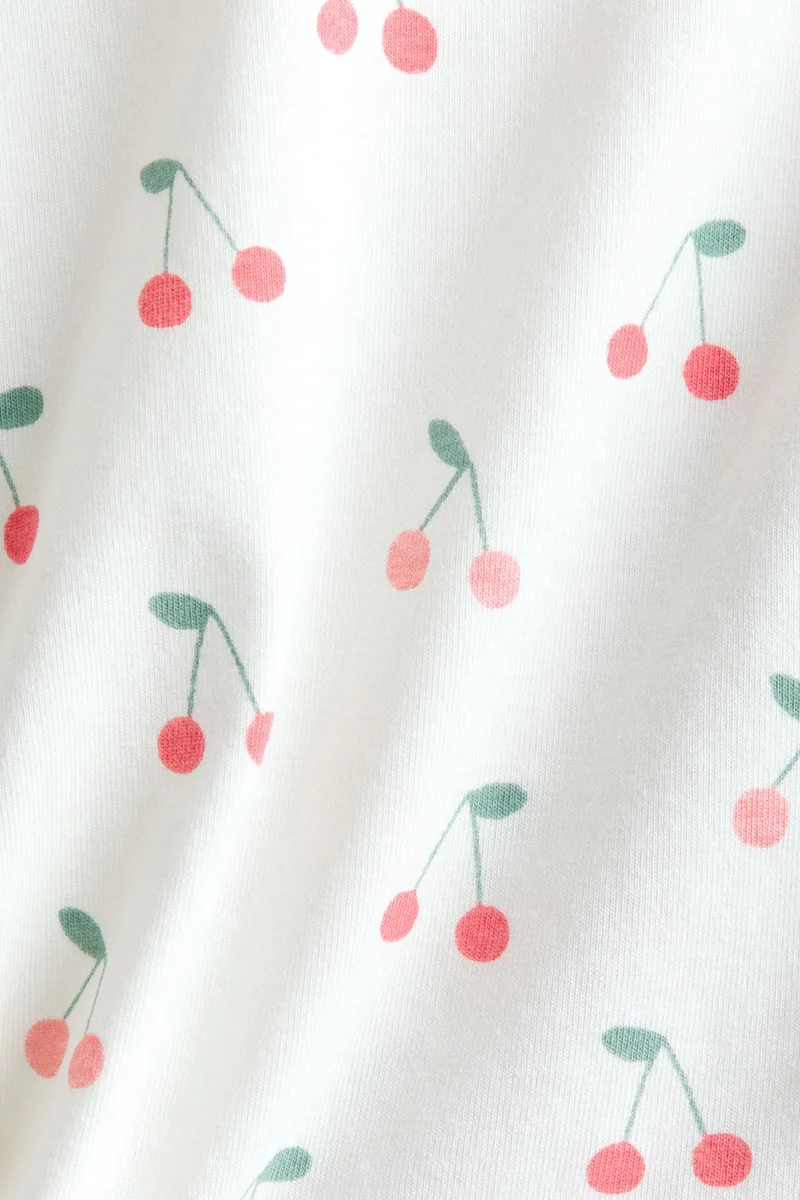 اتش اند ام بلوزة مطبوعة من الجيرسيه