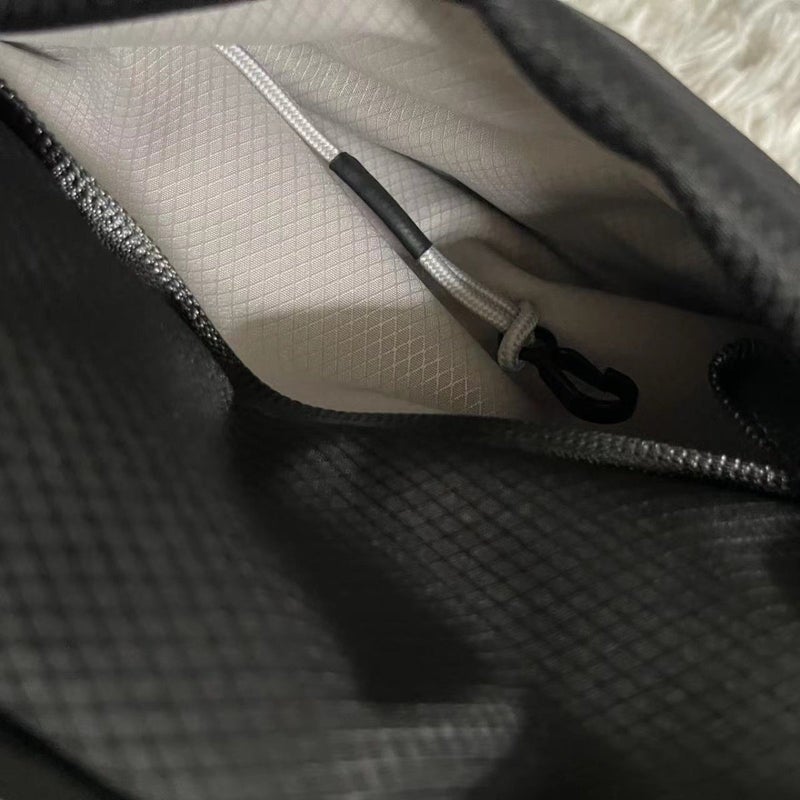 Men's Crossbody Sling Bag 4L Waterproof Lightweight - Image 4