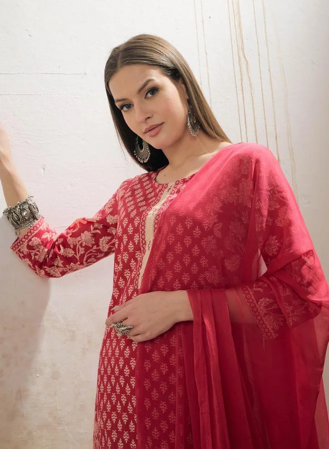 SASSAFRAS SASSAFRAS Pink Floral Cambric Kurta with Pencil Pants and Dupatta Set