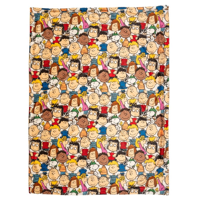 Franco Franco Collectibles Peanuts Snoopy & Pals Bedding Super Soft Cozy Throw  46 in x 60 in  (100% Officially Licensed Product)  - Image 1