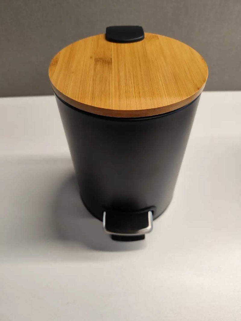 SONGMICS Small Waste Bin with Bamboo Lid and Metal Pedal, 0.8 Gallons (3 L), Ink Black