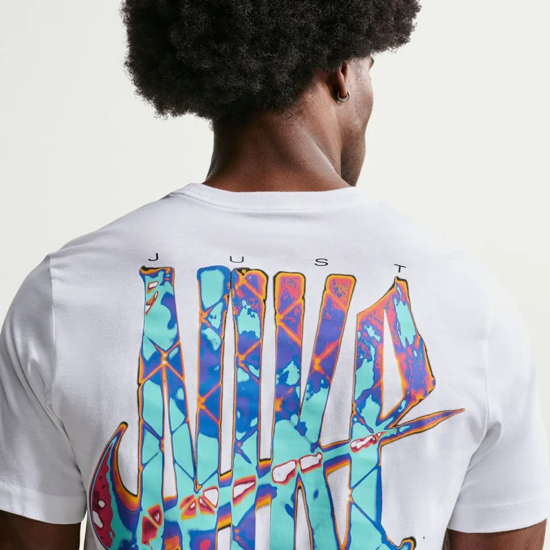 Nike White Men's Logo T-Shirt for Men | Best Price UAE