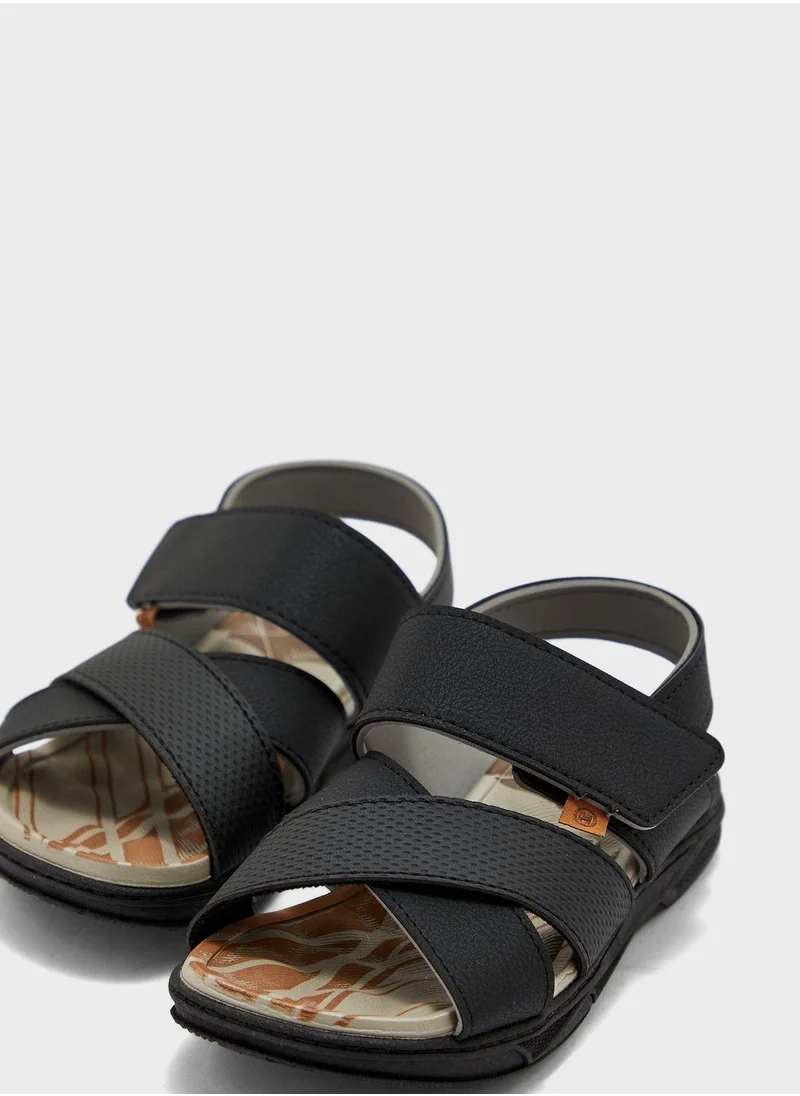MOLEKINHO Youth Justice Back Strap Sandals