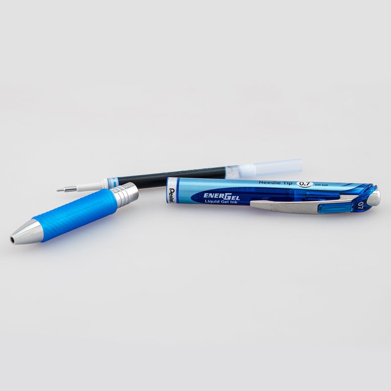 Pentel قلم جل سائل قابل للسحب من بنتل إنرجل ديلوكس RTX، (0.7 مم)، طرف إبرة، حبر أزرق، عبوة 3 (BLN77BP3C) - Image 5
