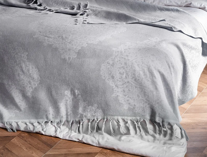 Madame CoCo Alisya Double Bedspread