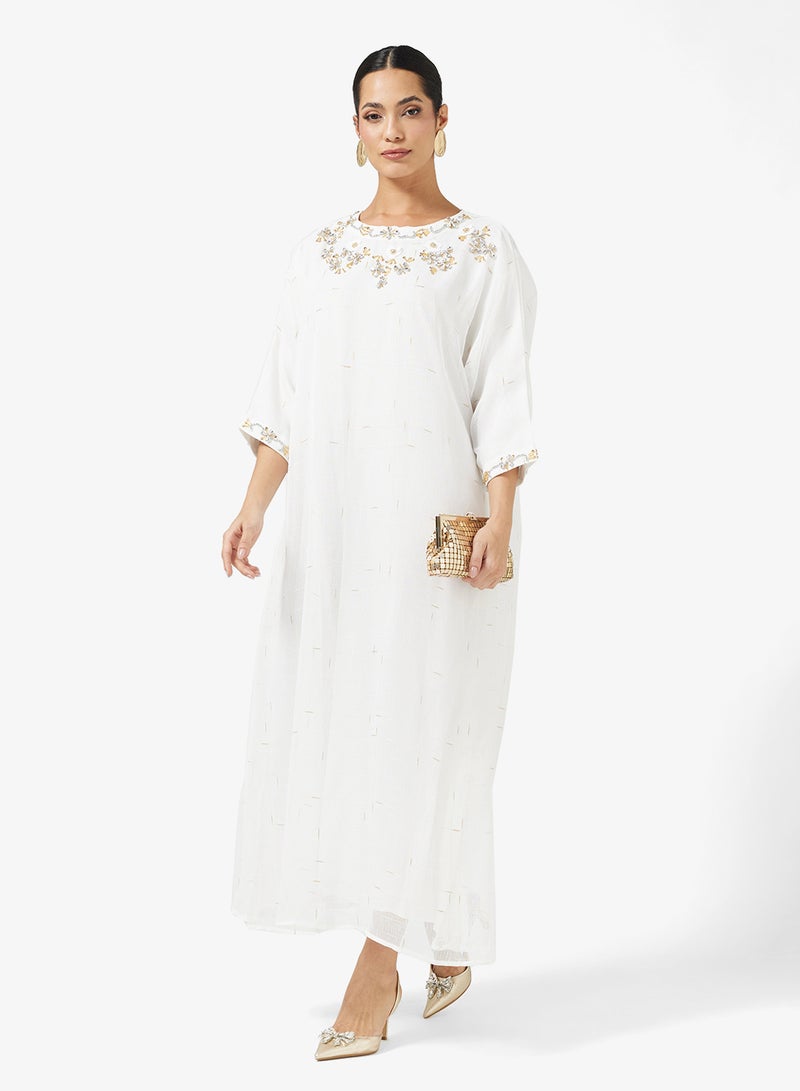 Khizana Embroidered Closed Abaya - Image 1