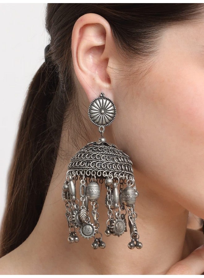 يو بيلا أقراط جومكي كبيرة الحجم من الفضة المؤكسدة مستوحاة من المشاهير من YouBella Jewellery للفتيات والنساء (النمط 1) - Image 2