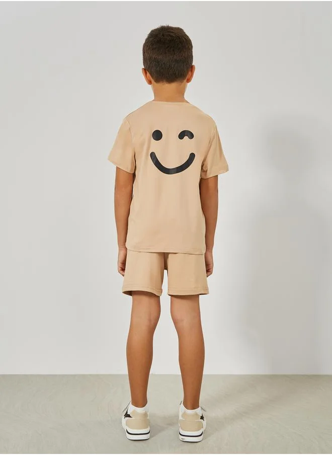 ستايلي Smile Print T-Shirt & Shorts Set