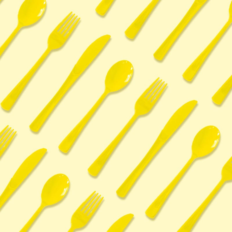 JSQBSECL 150 Pack Plastic Silverware Disposable Cutlery Set Heavy Duty Utensil Sets 50 Forks 50 Knives 50 Spoons for Brithday  Wedding Home Office School Party Picnics (Yellow) - Image 3