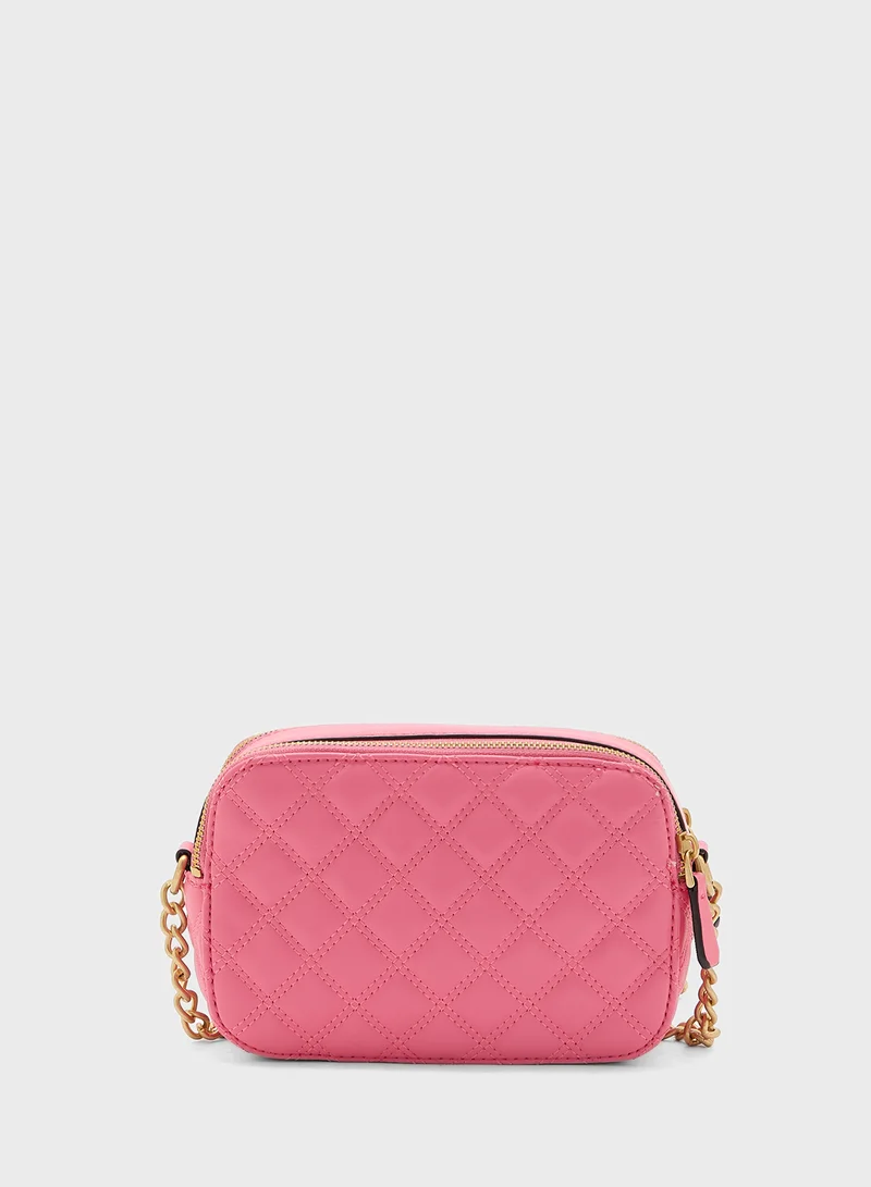 جس Chain Detailed Crossbody